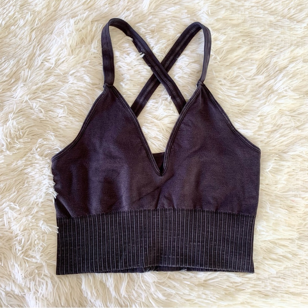❤️ 3/50 Free People Gray Acid Wash Low Neckline Crop Top US Medium